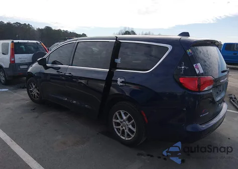 2020 Chrysler Voyager Lx из США, поврежденный, VIN 2C4RC1CG8LR237441